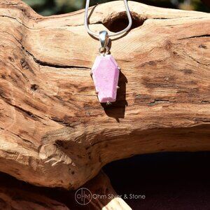 Sterling Silver Stichtite Coffin Pendant – 925 Silver, Unique Prong Setting